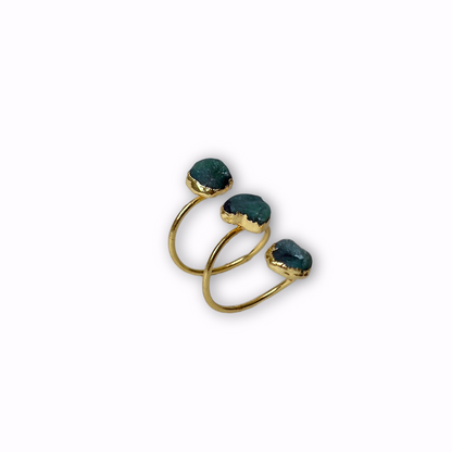 Panna Lineage Three Stone Ring